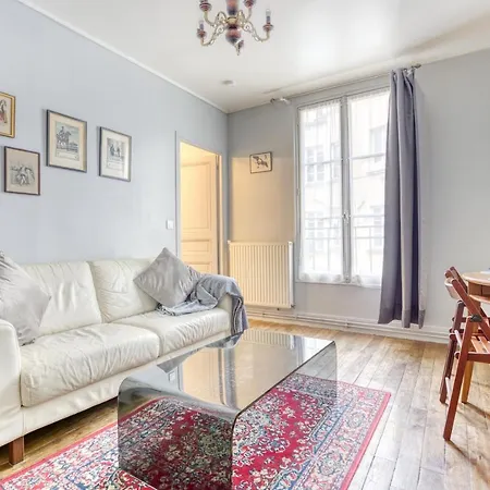 Apartament T2 Au Calme A 2 Min A Pied Du Chateau - Le Versaillais